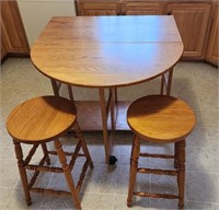 Oak Drop Leaf Table with 2 Barstools