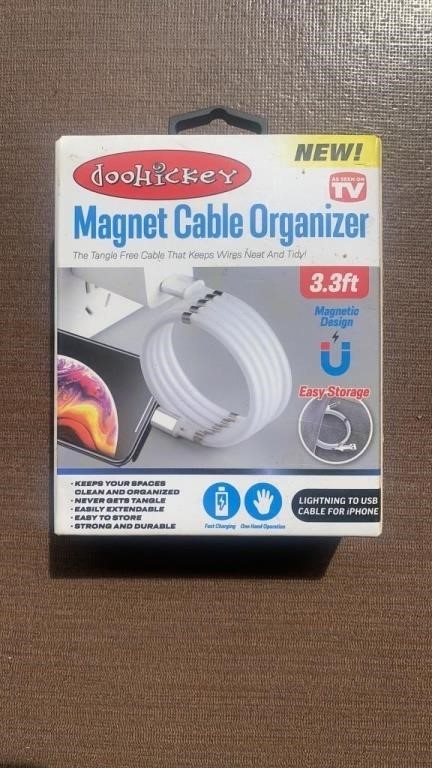 New - Magnetic Cable Organizer