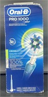 Oral B Pro 1000 Toothbrush