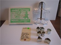 Vintage 8" (2 in 1) Cookie Cutter