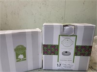 New scentsy items in box