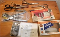 819 - LOT OF SCISSORS & SEWING ITEMS