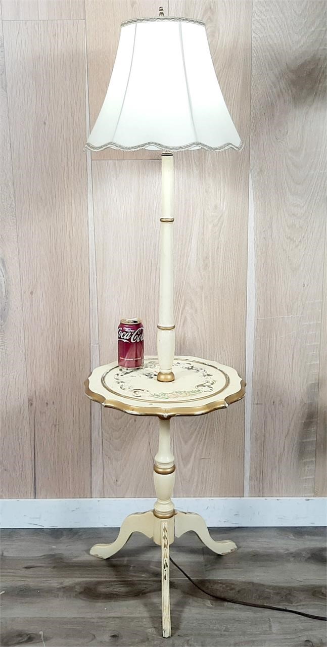 Lampe 53" sur table 15"x22"H en bois vintage