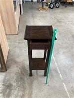 Fern stand with drawer