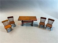 Toncoss Table & 4 Chairs