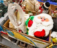 Box Of Christmas Decor / Snowmen Sleigh