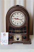 Cosmo FM/AM Clock with Radio