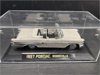 1957 Pontiac Bonneville, Die-cast & plastic. In