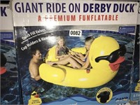 GIANT RIDE ON DERBY DUCK