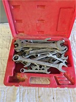 Craftsman case & wrench set