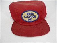 Vintage Fitted Trucker Hat - Niota Elevater