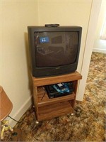 Sanyo Tv With Vcr And Stand