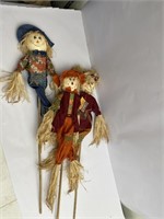 Lot of 3 scarecrows