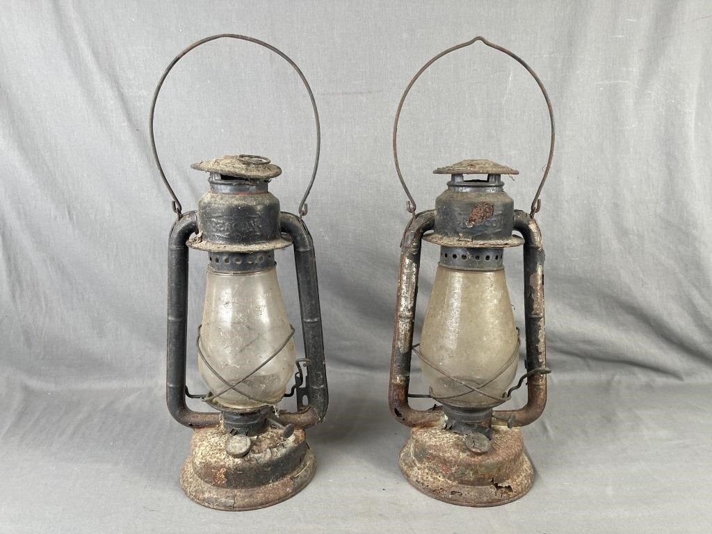 2 Lanterns