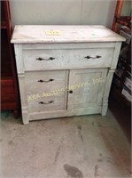 Painted Victorian commode. - surface wear. 27.5"h
