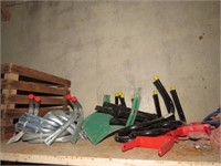 CONTENTS ON SHELF - CORD, WOOD, CRATE, BRACES,