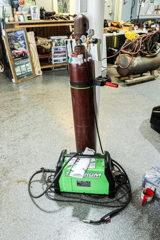 Titanium Mig Welder w/ Argon Tank (Carbon Dioxide)