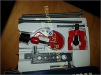 New plumber's flaring and tubing kit