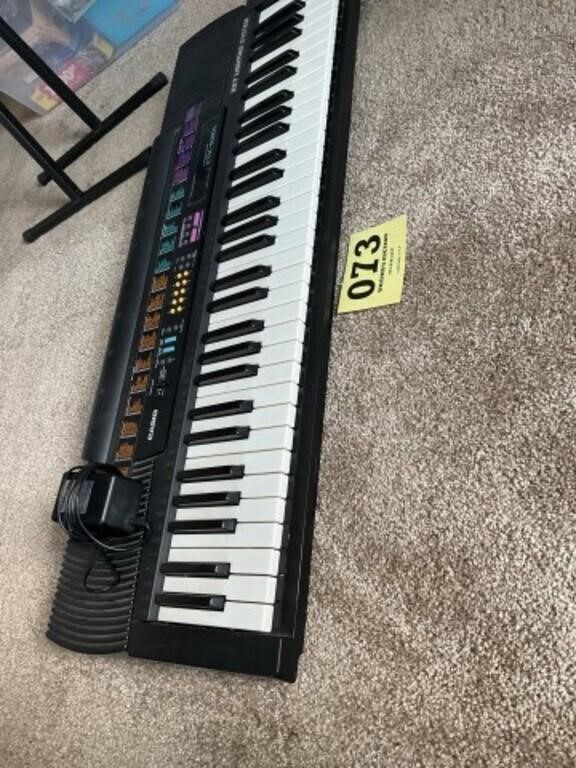 Casio keyboard & stand
Works and sounds