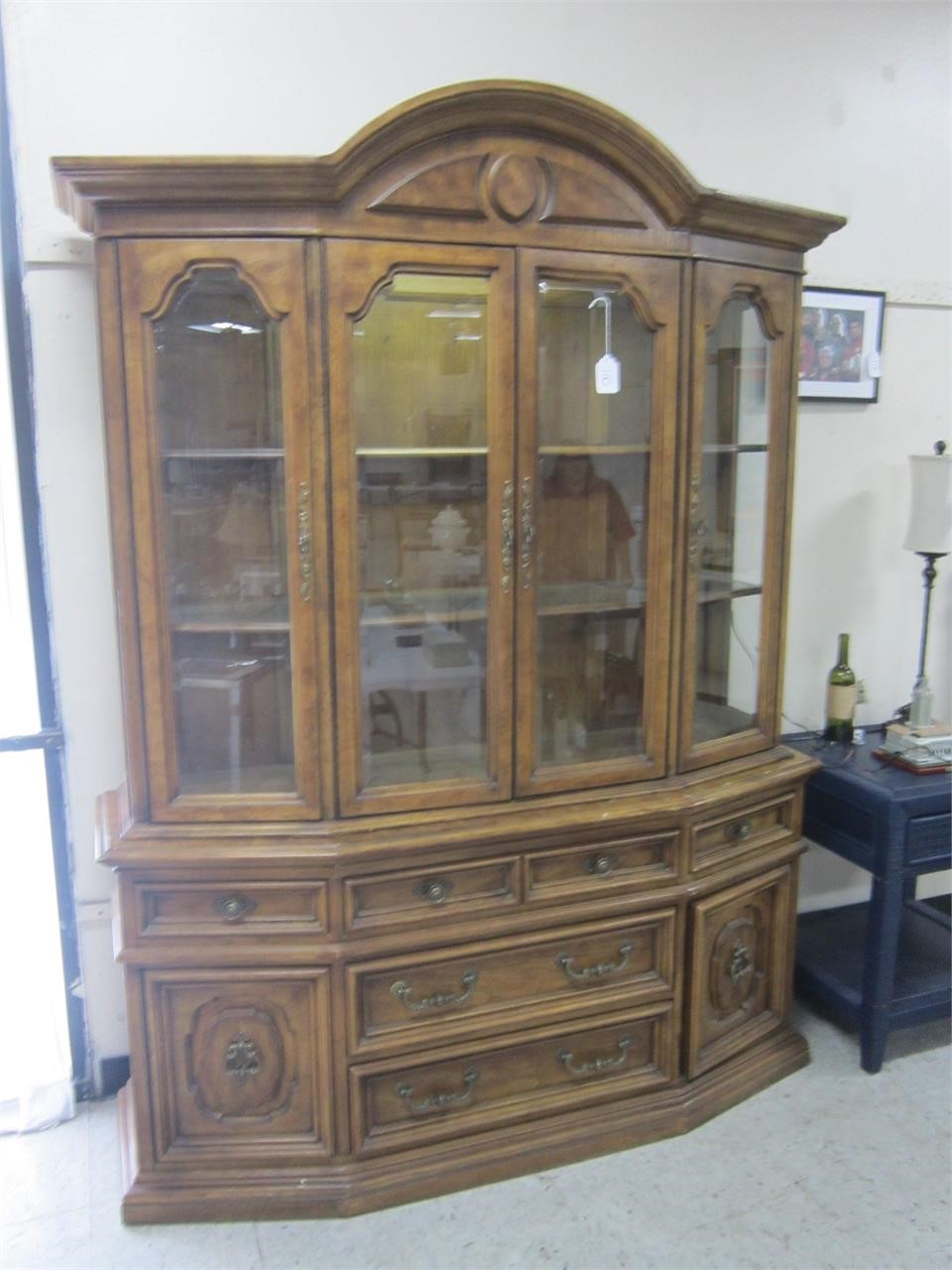 OAK LIGHTED CHINA CABINET