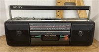 Sony stereo cassette player CFS-220