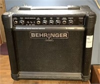 Behringer amplifier
