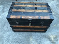 Early shipping trunk w/ orignal graphics inside