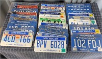 T2 30Pc Michigan License plates