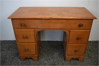 SOLID MAPLE KNEEHOLE DESK - 29" H X 42" L X 18" D