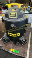 Stanley 6 Gallon Wet/Dry Shop Vacuum