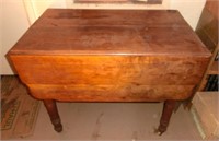 primitive Walnut spool leg drop leaf table c.1860