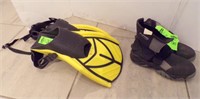 SIZE 9 WATER BOOTS & FLIPPERS