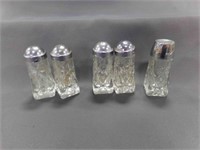 Clear Glass Star Etched Salt and Pepper Shaker