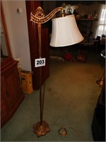 CAST FLOOR LAMP
