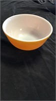 Pyrex 2 quart. Orange