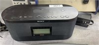 Sony FM/AM digital radio with cord