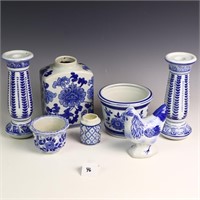 Blue and white Oriental lot