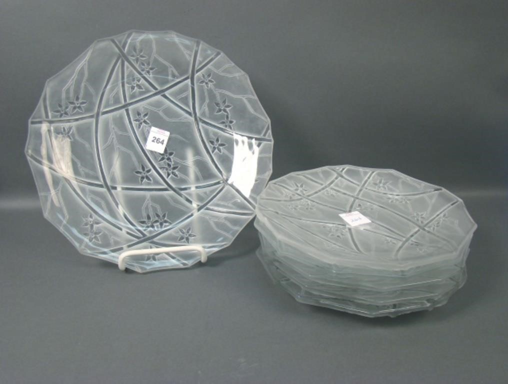 Six Consol. French Crystal Line 700 Plate Set