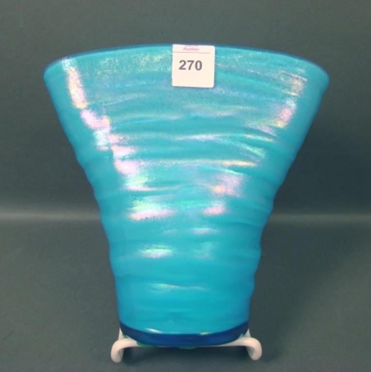 Consol.Regent Line Blue/ Cased Catalonian Vase