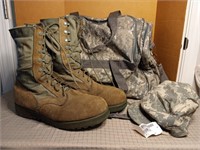 Men’s Boots Size 12, Bag, & Cap
