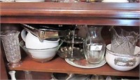 Contents 5th shelf pressed glass, silverplate ++