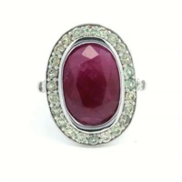 10ct W/G Ruby 6.25ct ring