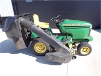 John Deere 346 Riding Mower