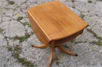 Drop Leaf Table with 1 Drawer