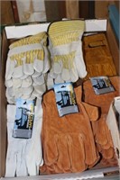 17 pairs of leather medium work gloves