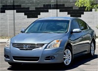 2011 Nissan Altima Hybrid 4 Door Sedan