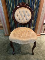 Cameo back carved parlor chair