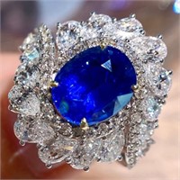 3.8ct Royal Blue Sapphire 18Kt Gold Ring