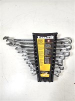LIKE NEW Titan 11pc Combination Wrench Set