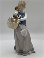 Lladro Porcelain Figurine Girl w/ Basket of